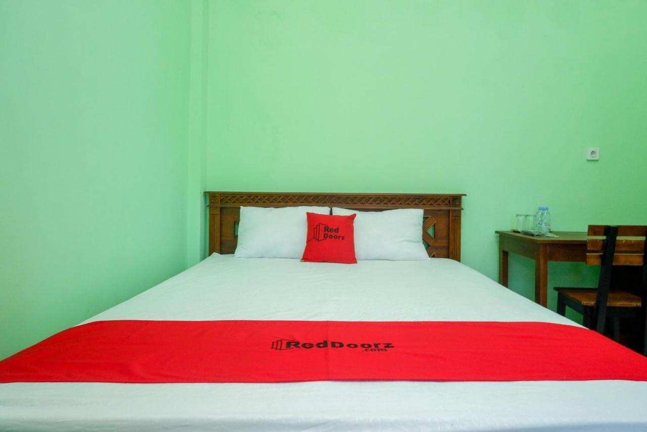 Kejayan Reddoorz Syariah Near Monumen Jogja Kembali酒店 外观 照片