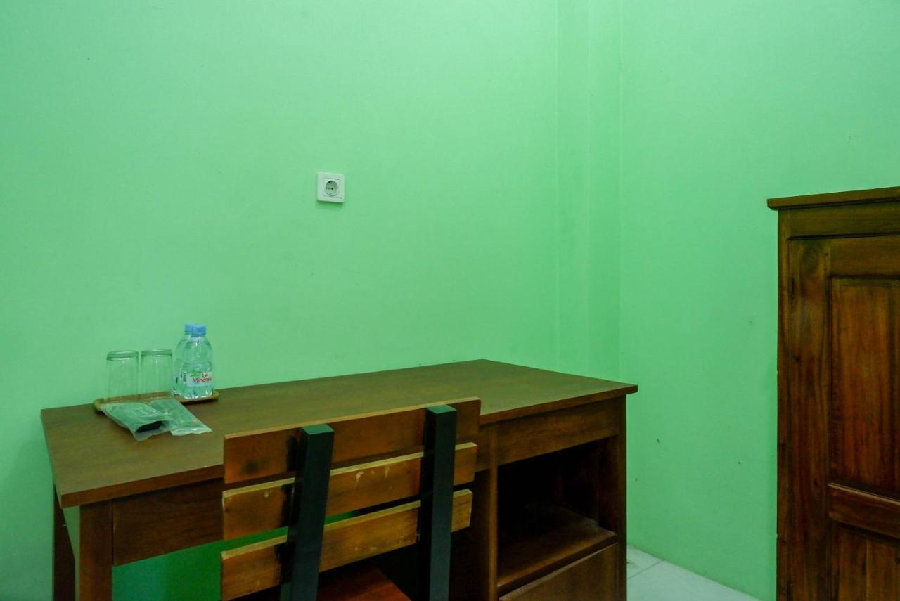 Kejayan Reddoorz Syariah Near Monumen Jogja Kembali酒店 外观 照片