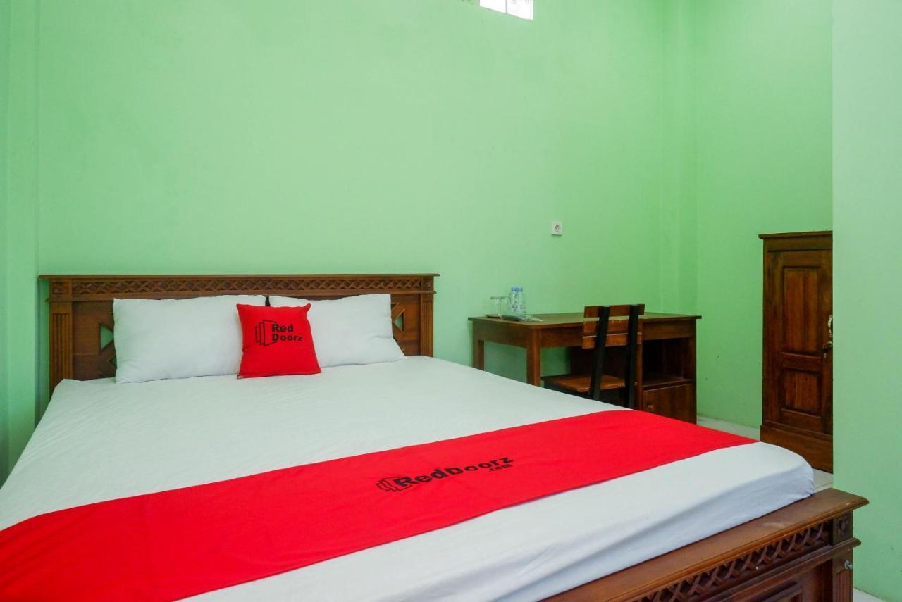 Kejayan Reddoorz Syariah Near Monumen Jogja Kembali酒店 外观 照片